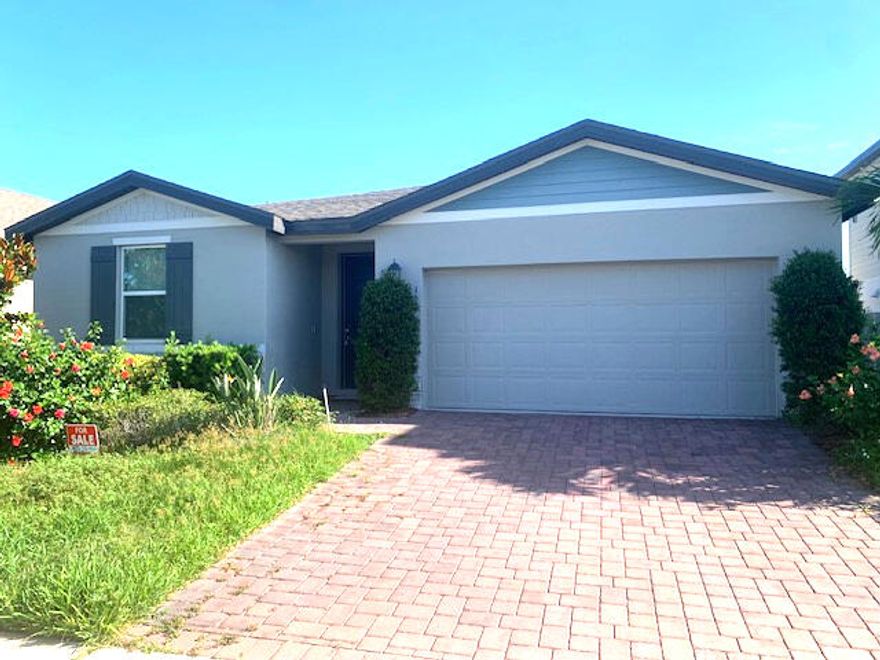 Back on the market!  1 year paid HOA!! 

Beautiful like new, energy efficient home for sale in the beautiful Winter Haven, FL. 42 Inch Upper Cabinets with Crown Molding, 15x15 Ceramic Tile Flooring, Extended Flooring throughout common and wet areas, Granite Countertops Kitchen and Bathrooms, fenced backyard, and Whirpool Stainless Steel Kitchen Appliances Included. Lucerne Park Reserve is located in historic Winter Haven only one mile from US-27 providing easy access to major employment centers. This charming community is close to town centers with plenty of restaurant and retail options. Known for its energy-efficient features. Amenities provided with low HOA.