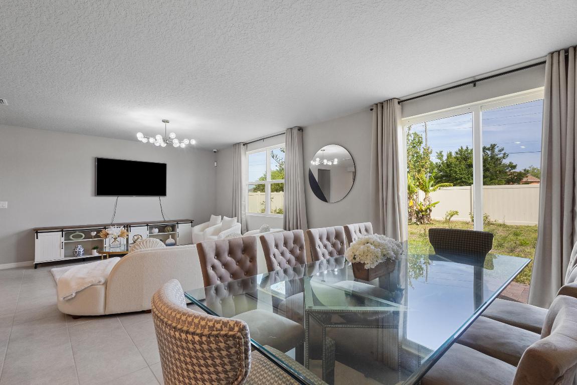 LUCERNE PARK RESERVE - Residential