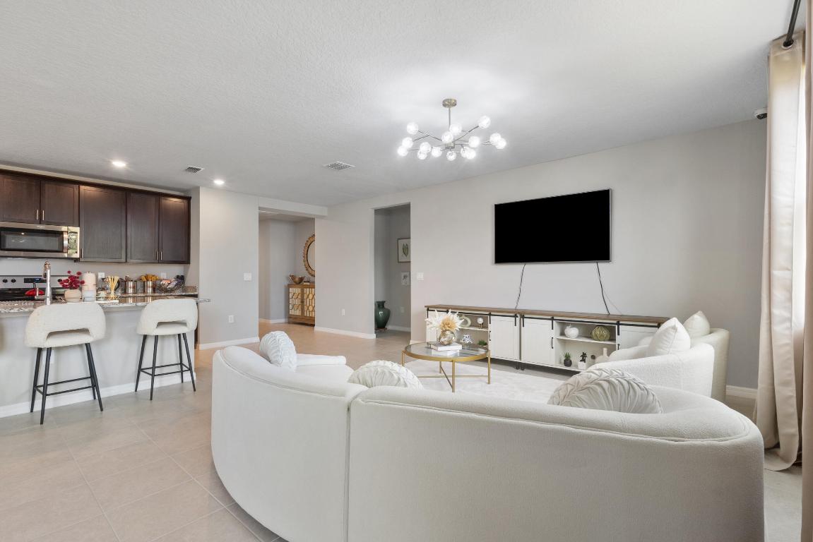 LUCERNE PARK RESERVE - Residential