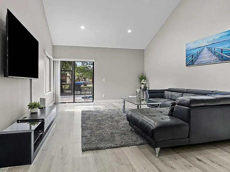 Cedar Landing Jacaranda - Residential