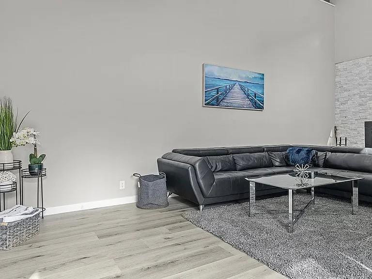 Cedar Landing Jacaranda - Residential