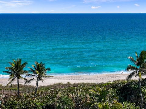 A home in Jensen Beach