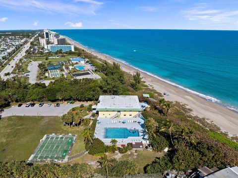 A home in Jensen Beach