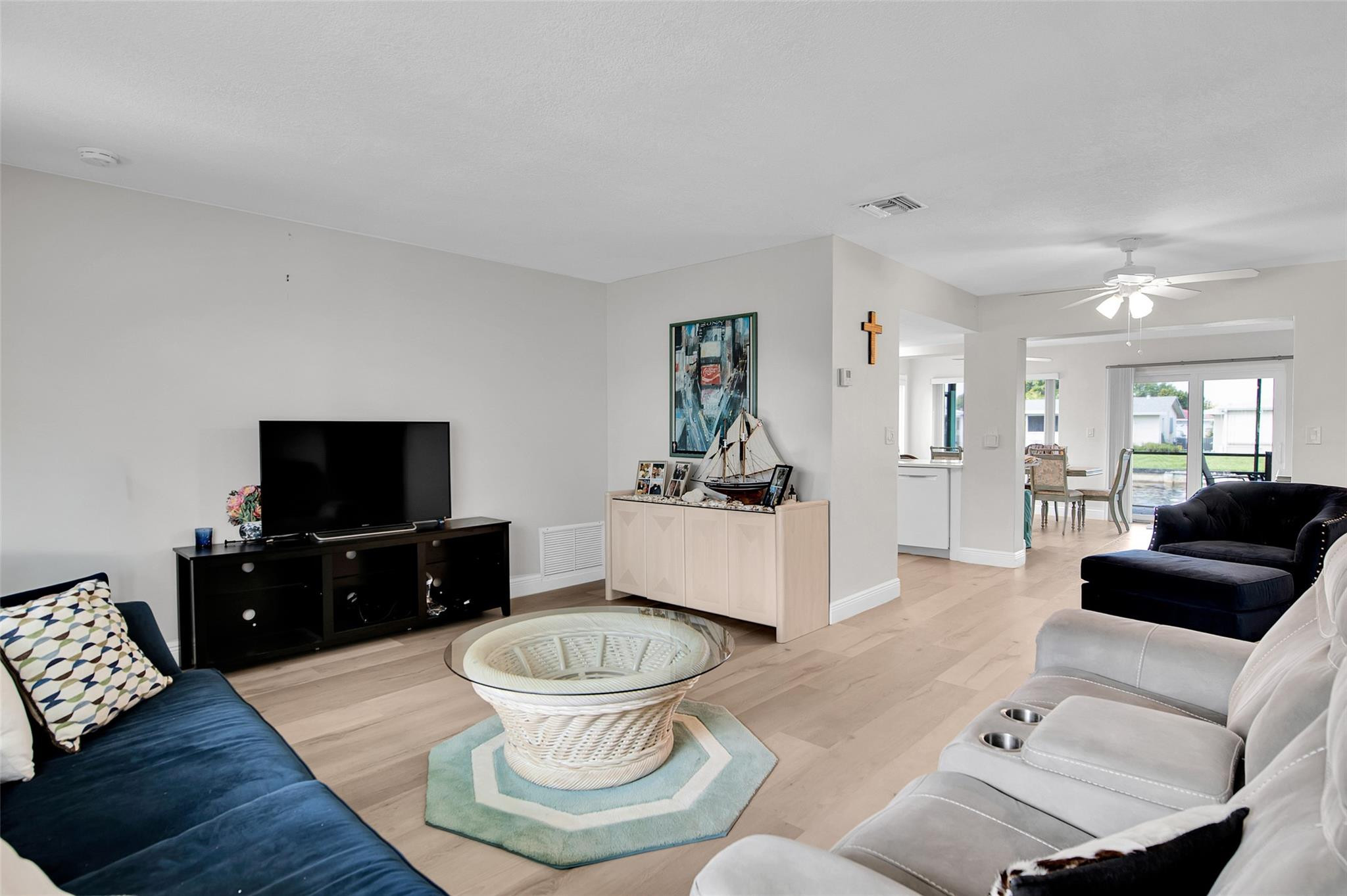 Mainlands Of Tamarac Lake - Residential