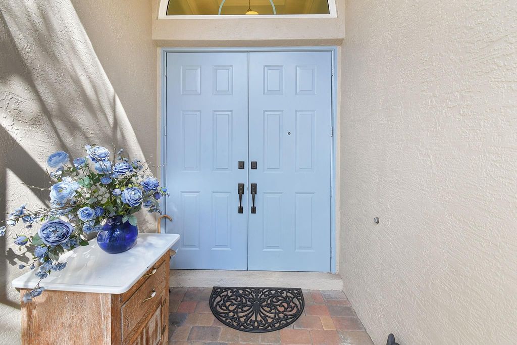 Photo of 6848 SE Twin Oaks Cir, Stuart, FL 34997 (MLS # F10538059)