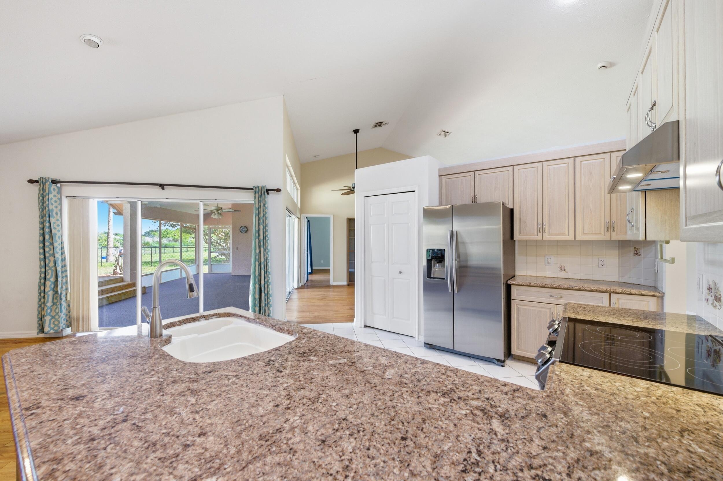 BLUE HERON GOLF AND COUNTRY - Residential
