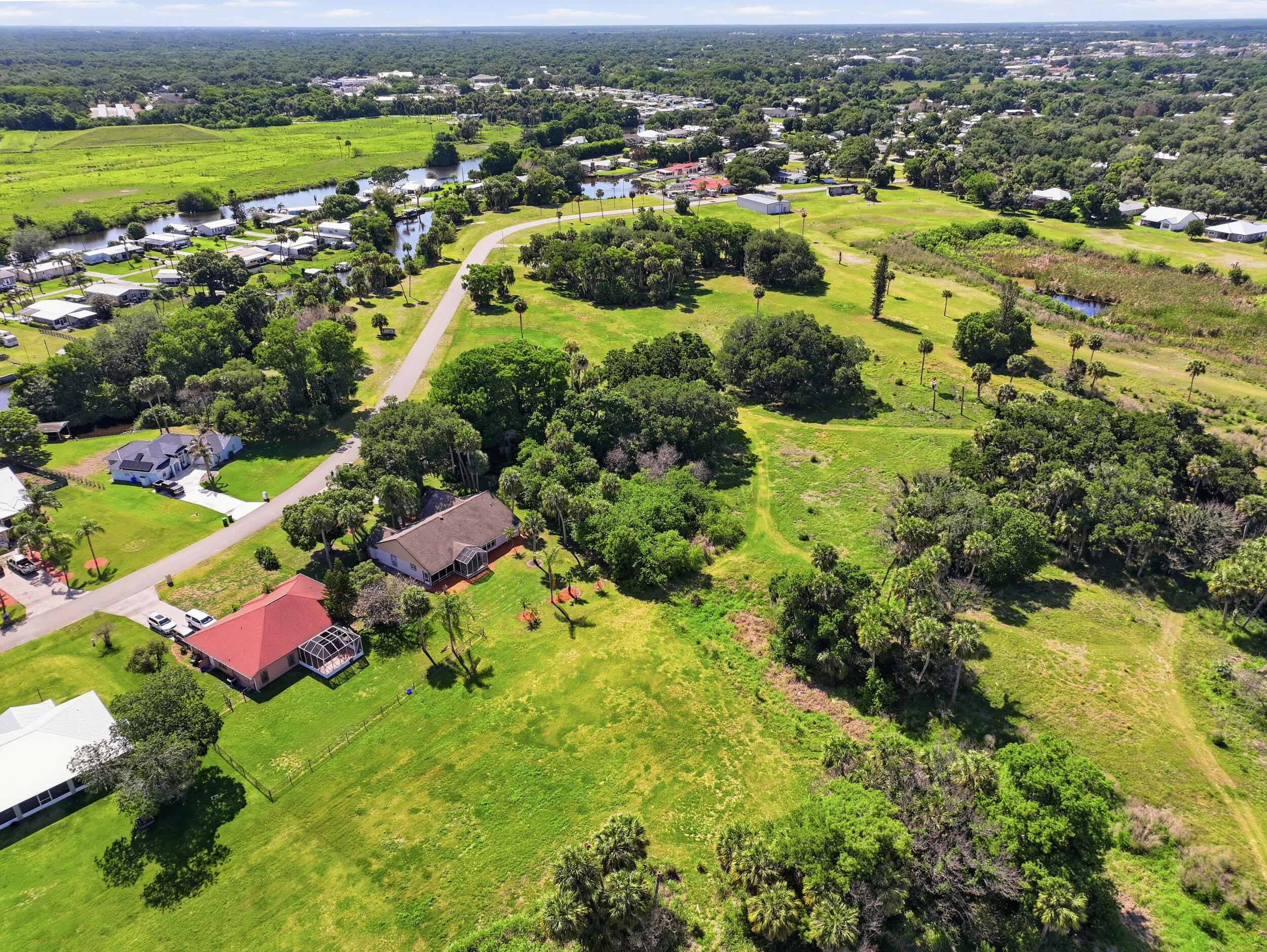 BLUE HERON GOLF AND COUNTRY - Residential
