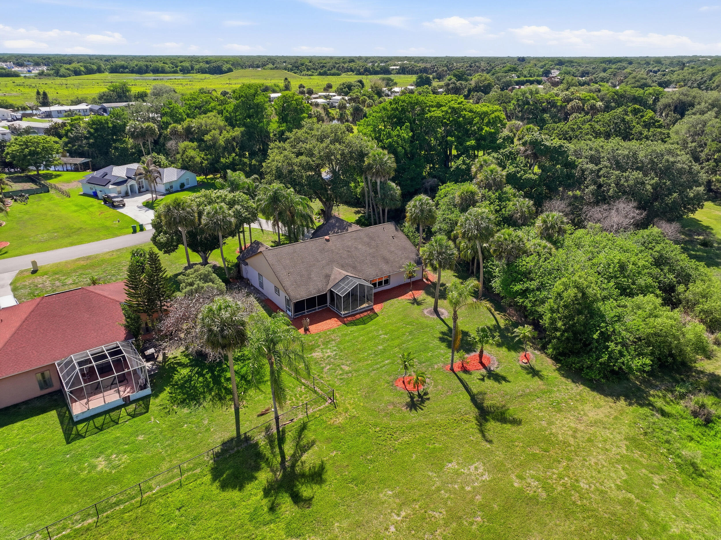 BLUE HERON GOLF AND COUNTRY - Residential