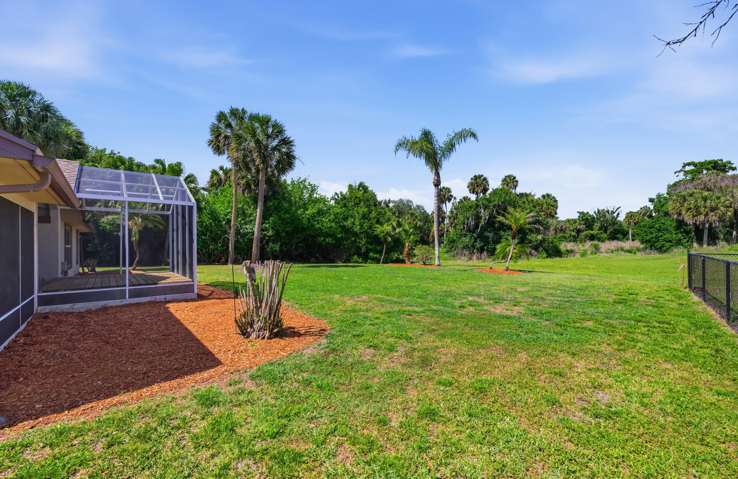 BLUE HERON GOLF AND COUNTRY - Residential