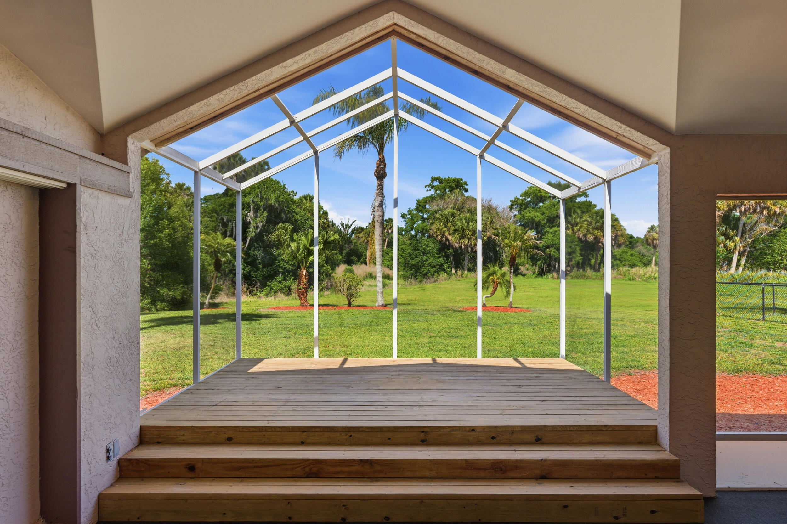 BLUE HERON GOLF AND COUNTRY - Residential