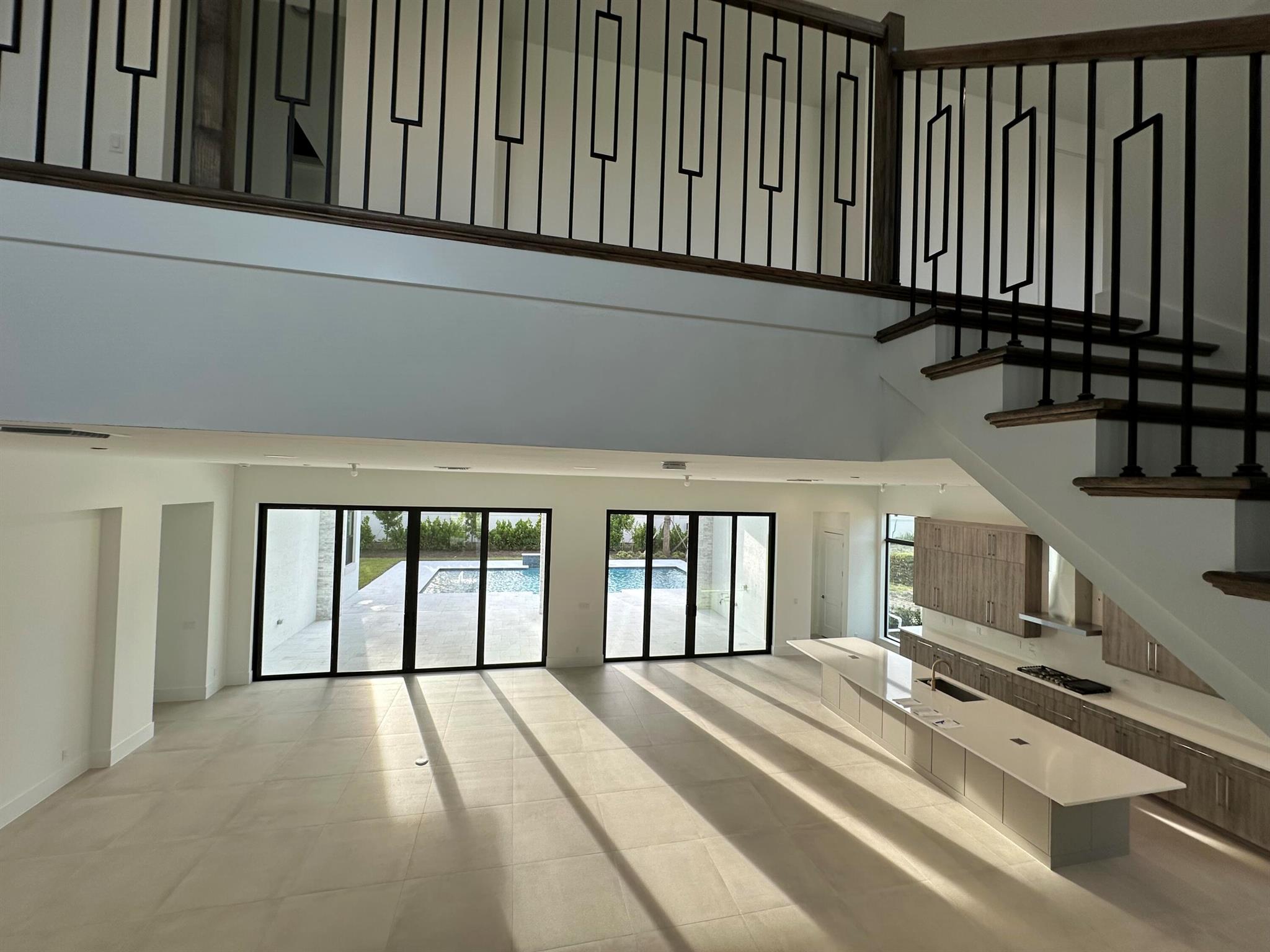 CORAL ISLES AT AVENIR - Residential