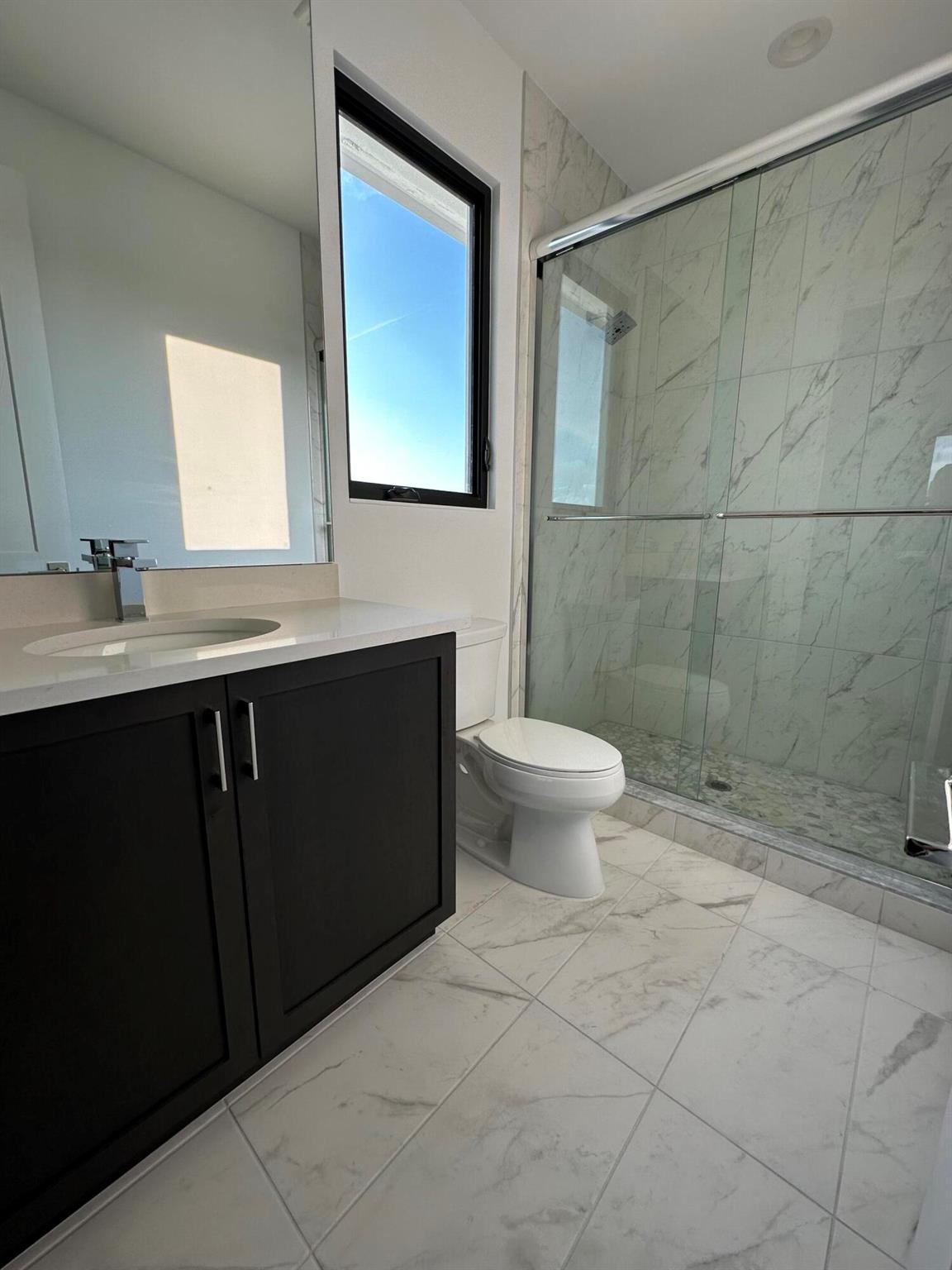 CORAL ISLES AT AVENIR - Residential