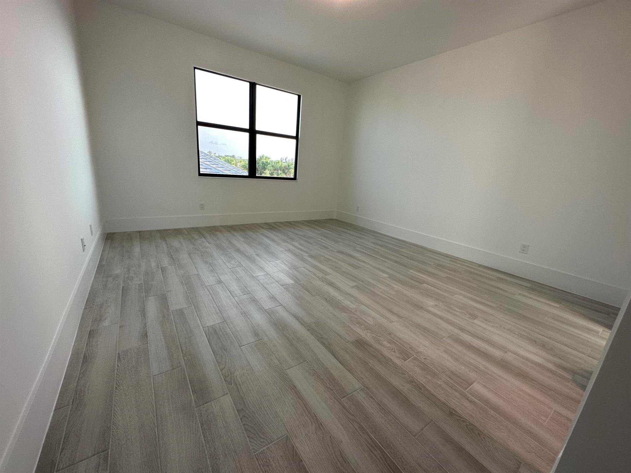 CORAL ISLES AT AVENIR - Residential