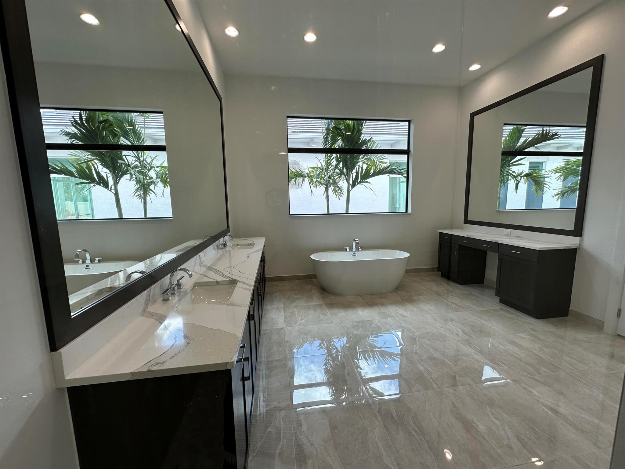 CORAL ISLES AT AVENIR - Residential