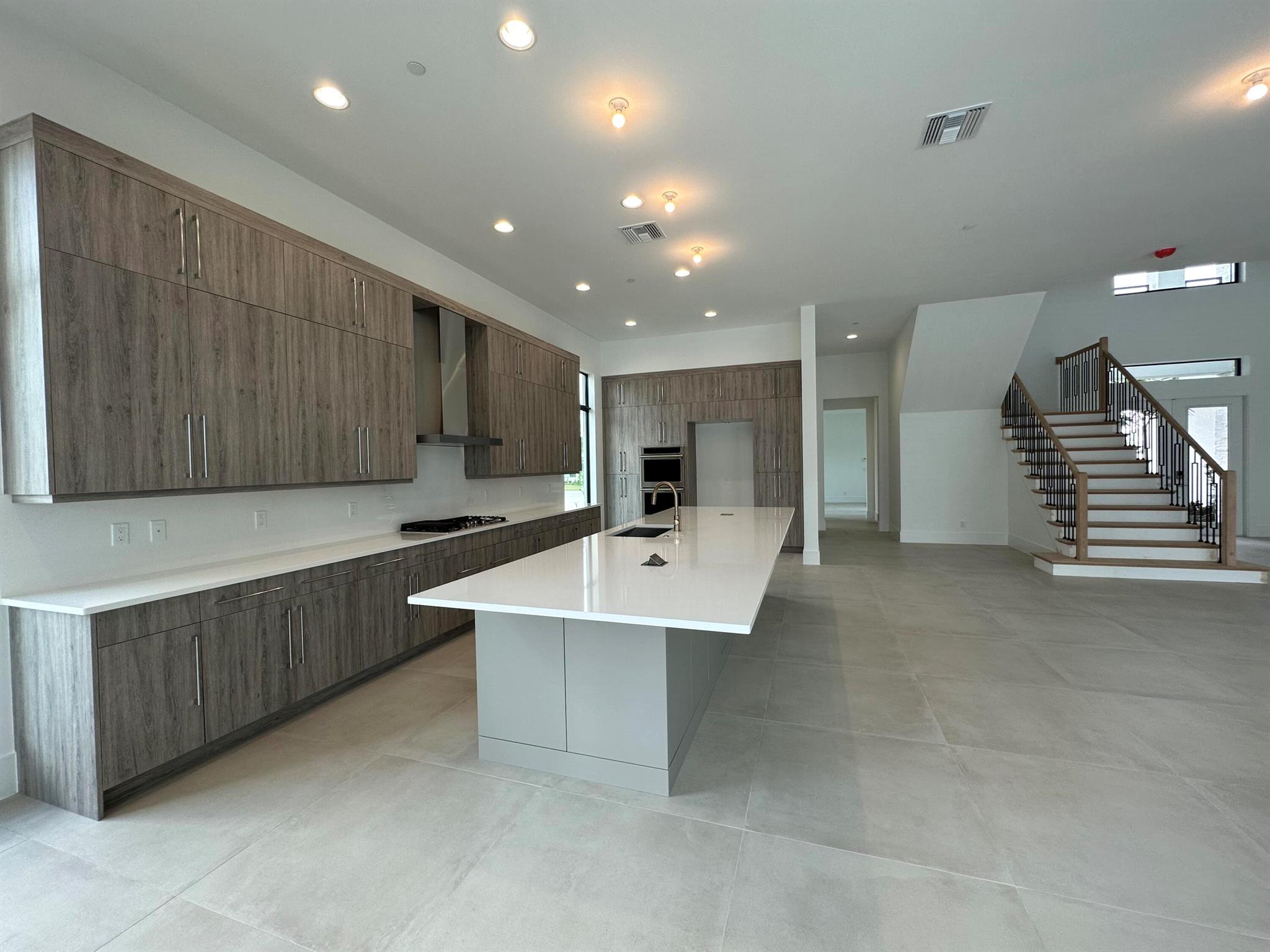 CORAL ISLES AT AVENIR - Residential