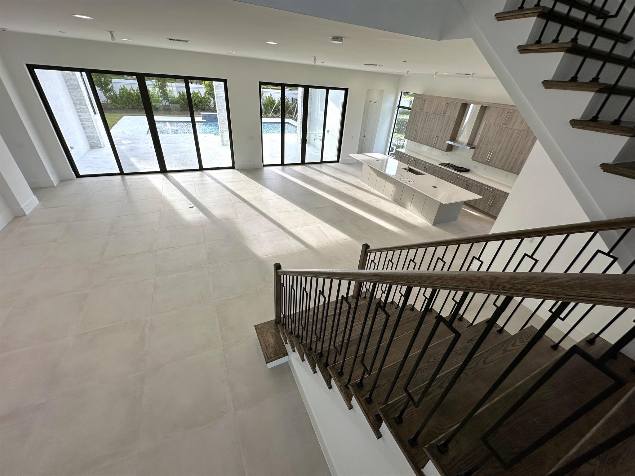 CORAL ISLES AT AVENIR - Residential