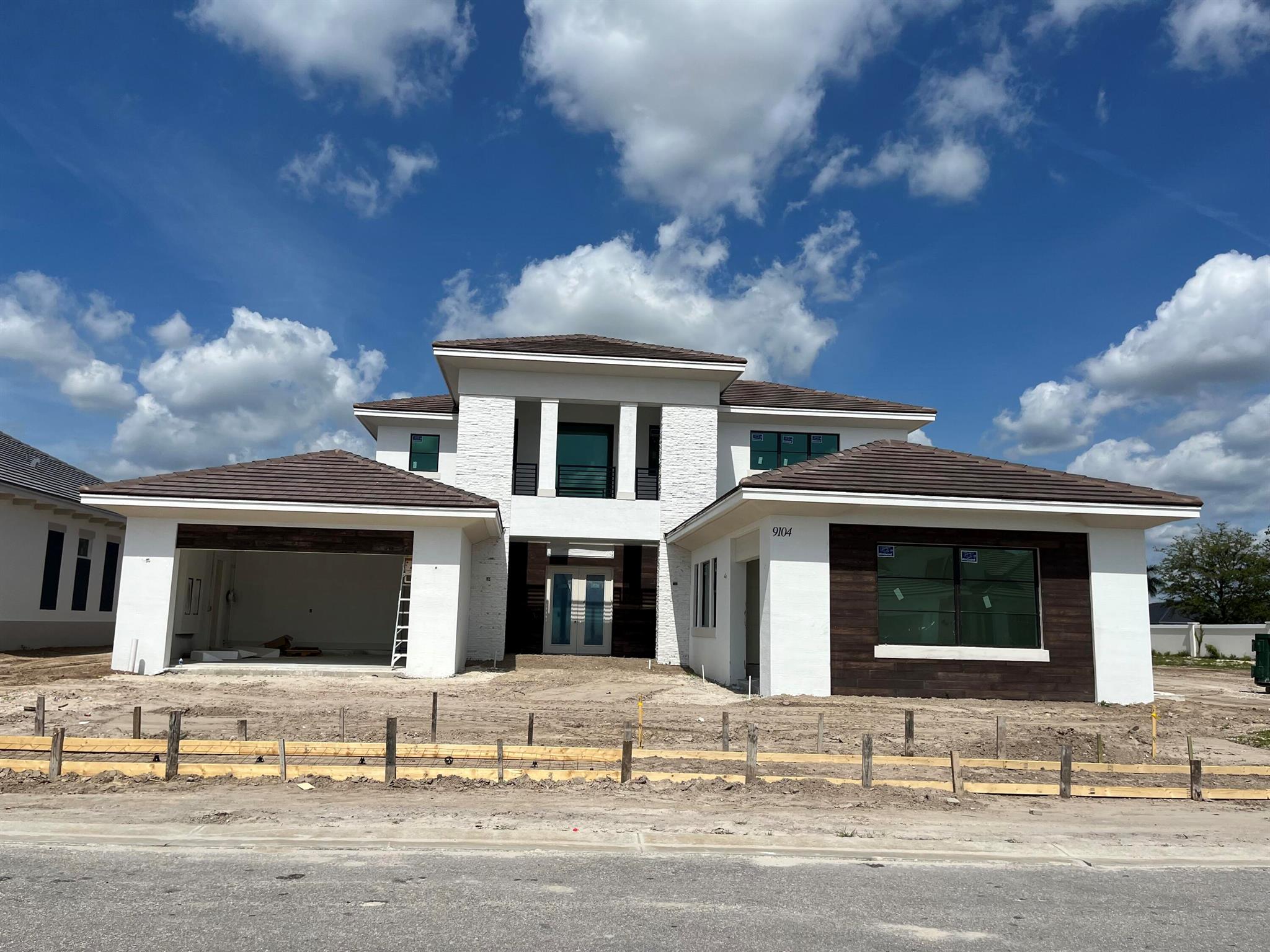 CORAL ISLES AT AVENIR - Residential