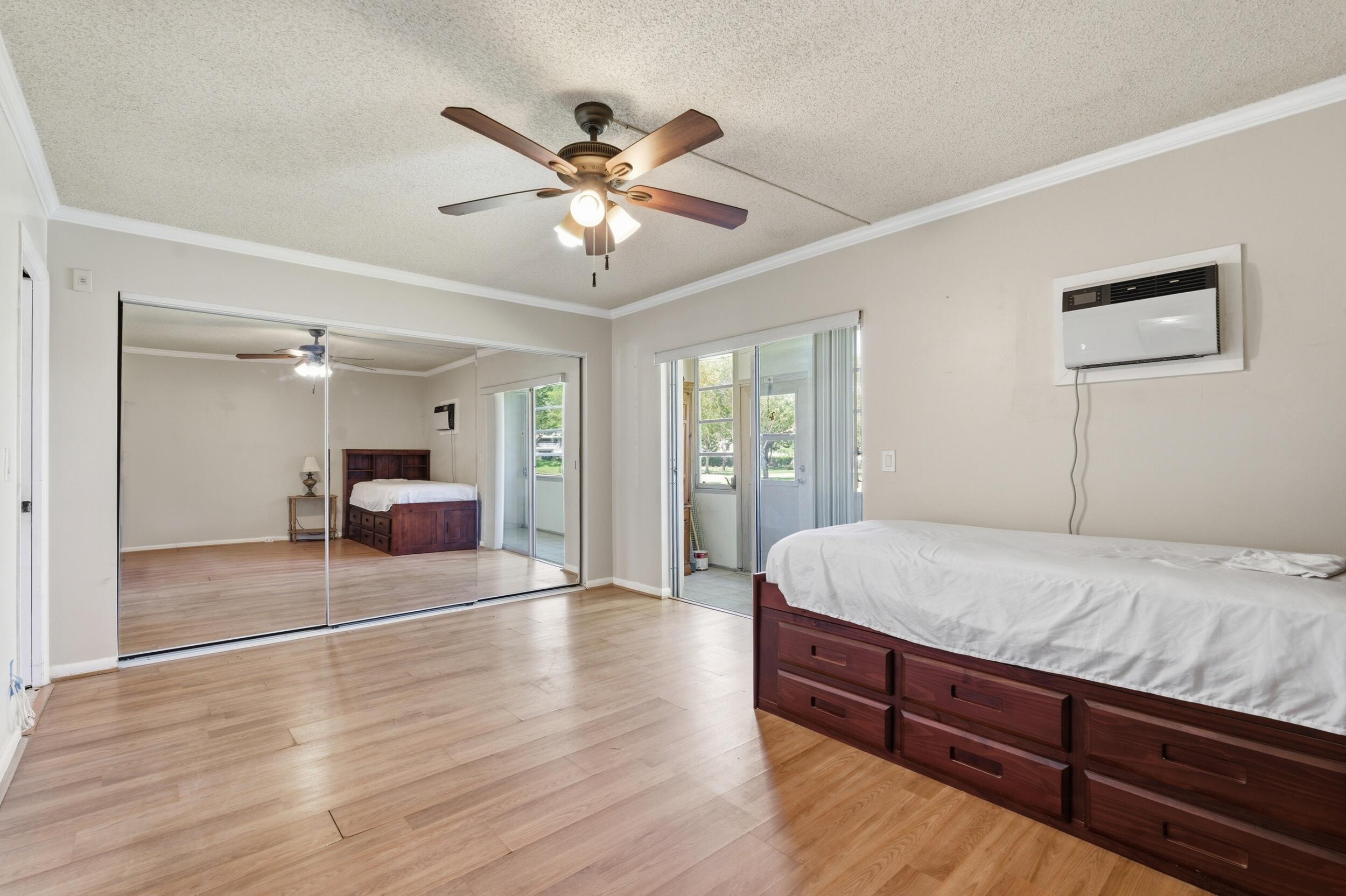 MARKHAM F CONDO - Residential