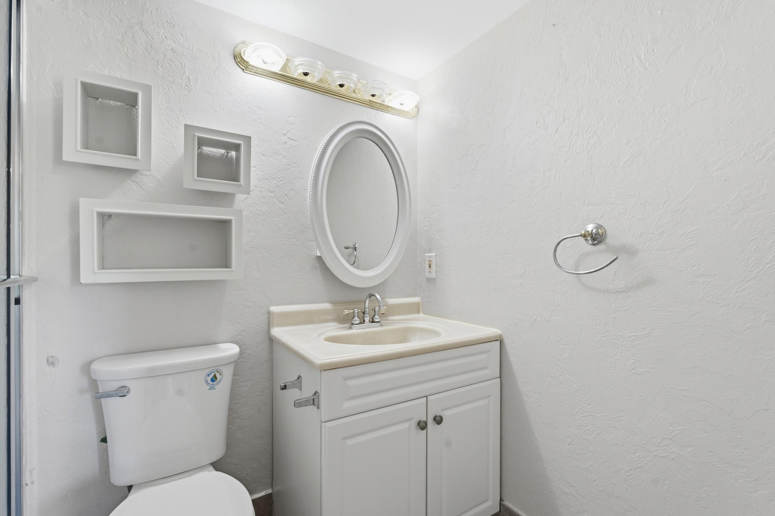 MARKHAM F CONDO - Residential