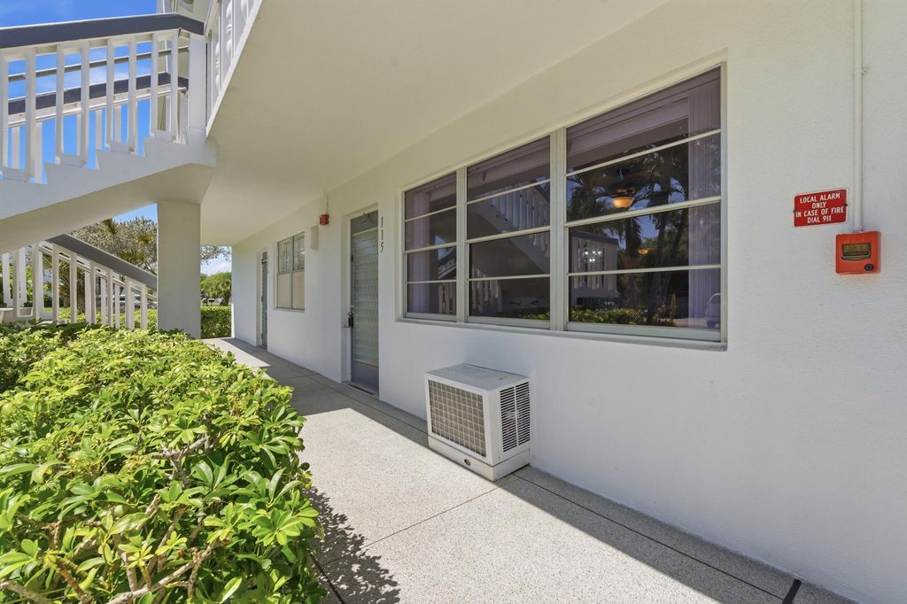 Photo of 115 Markham F, Deerfield Beach, FL 33442 (MLS # B26007491)