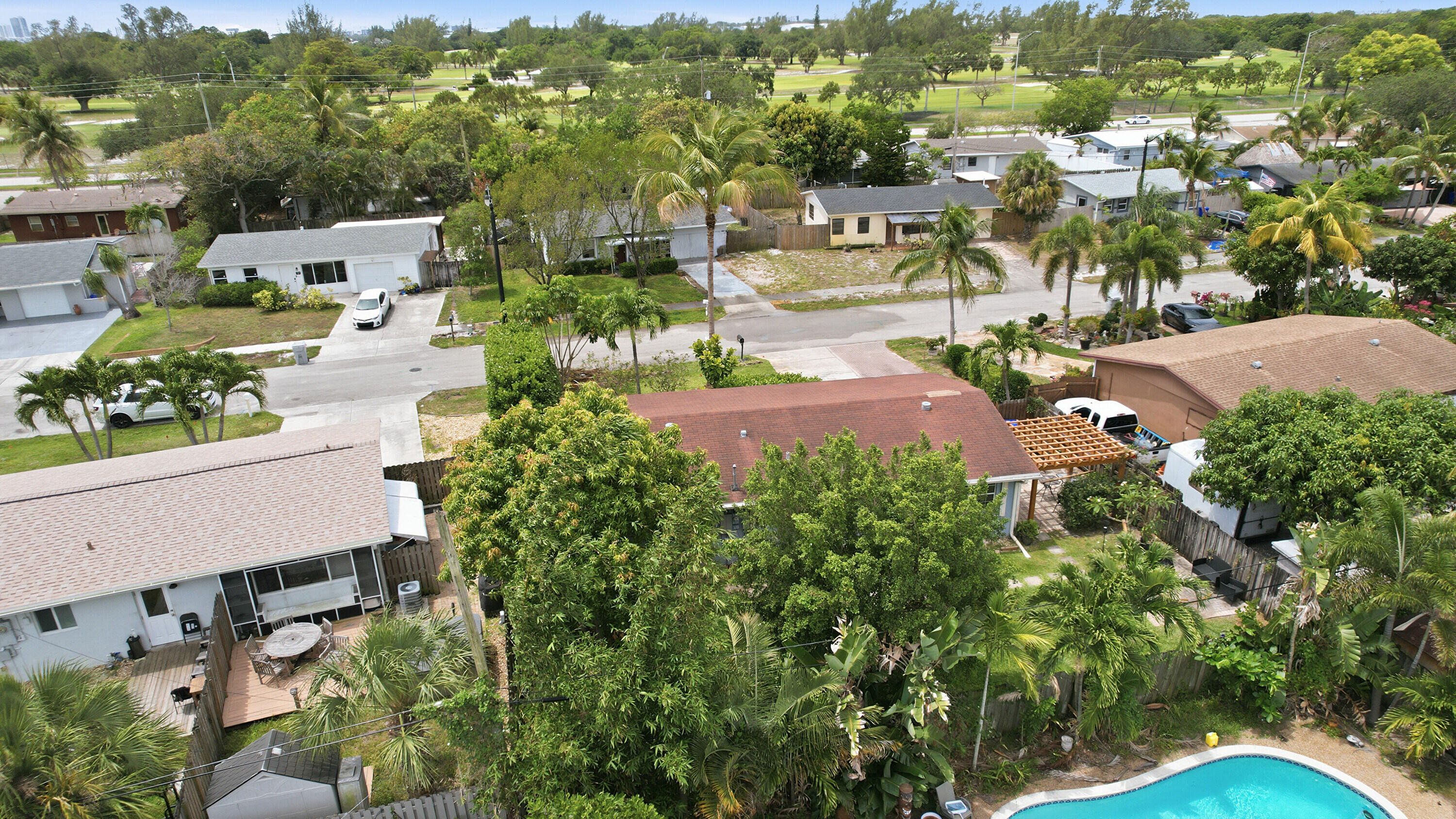 CRESTHAVEN NO 7 - Residential