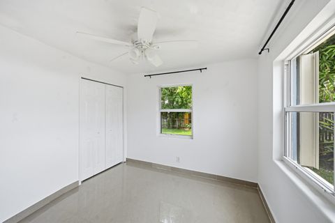 Tiny photo for 941 NE 23rd Court, Pompano Beach, FL 33064 (MLS # B26028232)