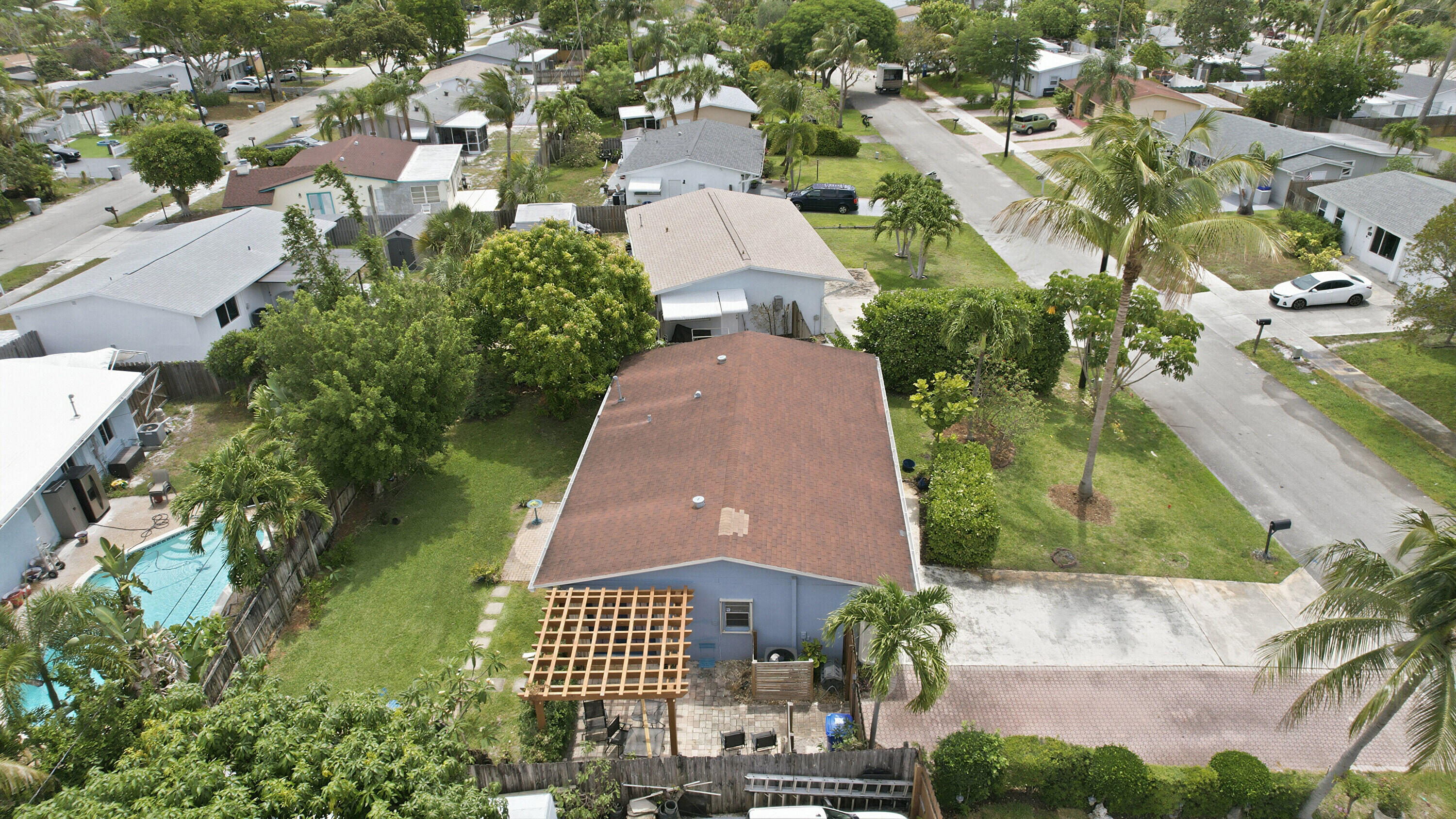 CRESTHAVEN NO 7 - Residential