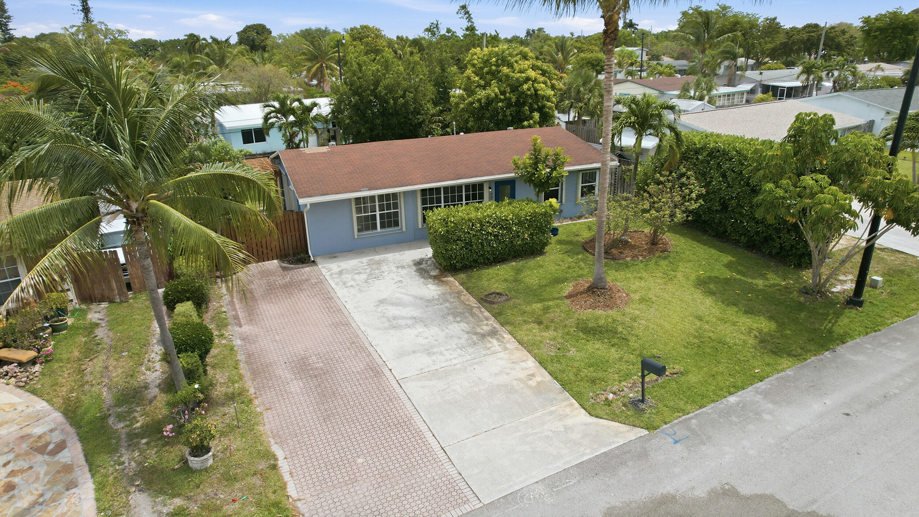 CRESTHAVEN NO 7 - Residential