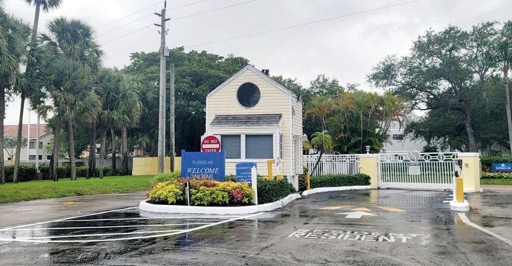 Photo of 3433 NW 44th Street #103, Oakland Park, FL 33309 (MLS # B26019934)