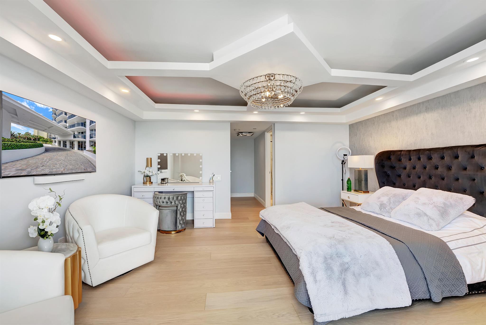 BERESFORD COND - Residential