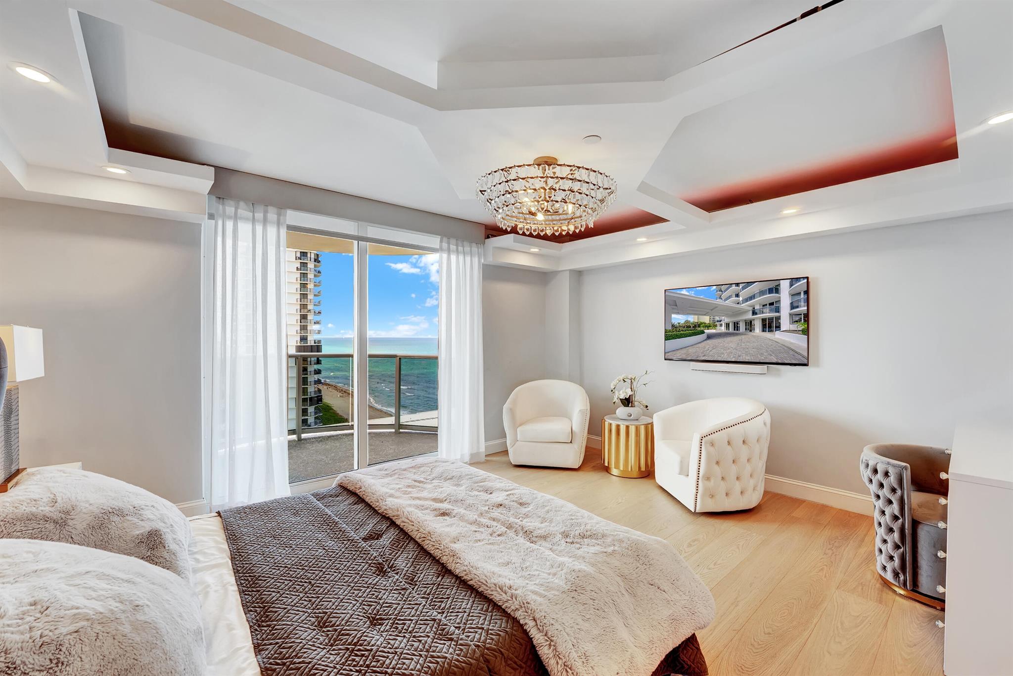 BERESFORD COND - Residential