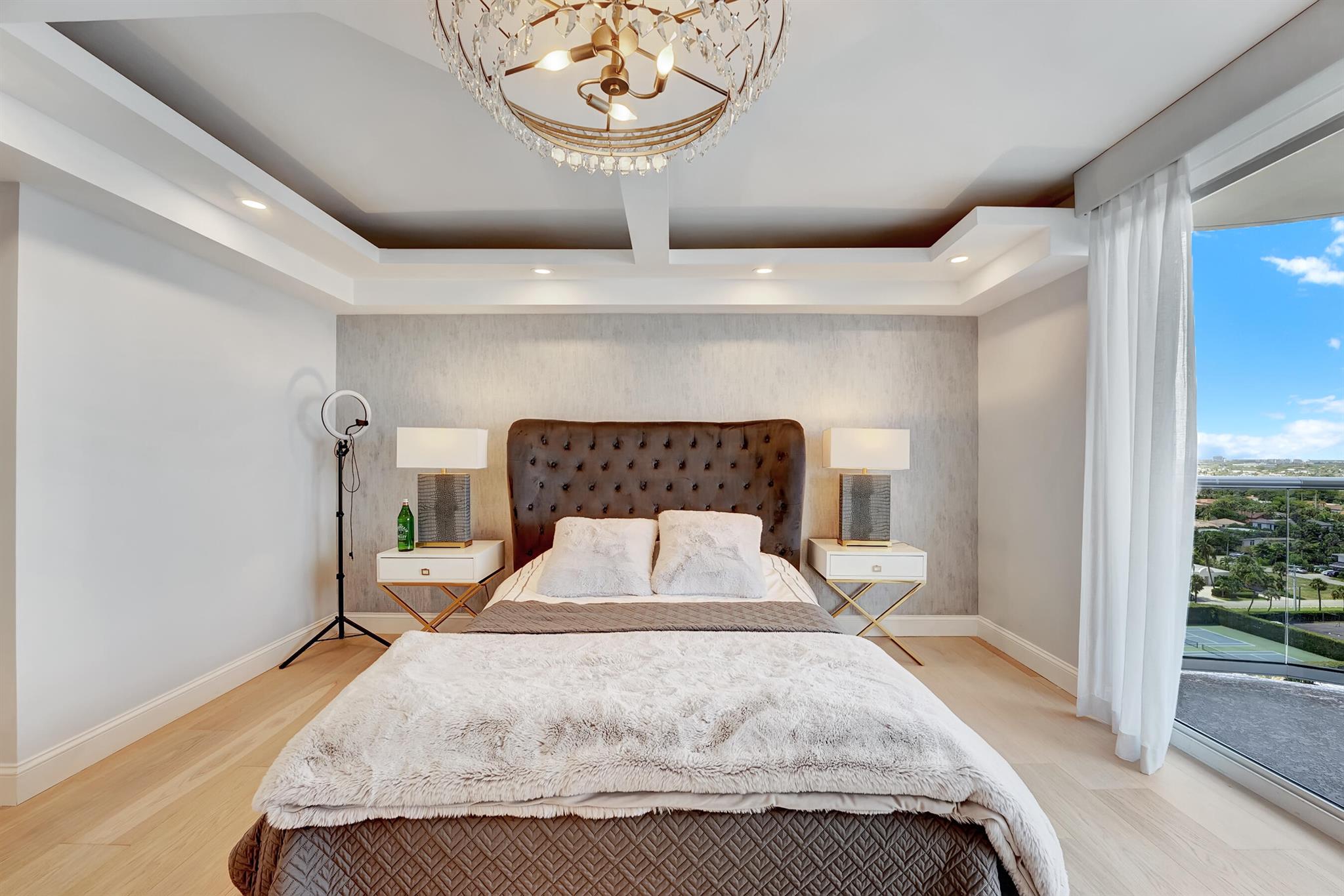 BERESFORD COND - Residential