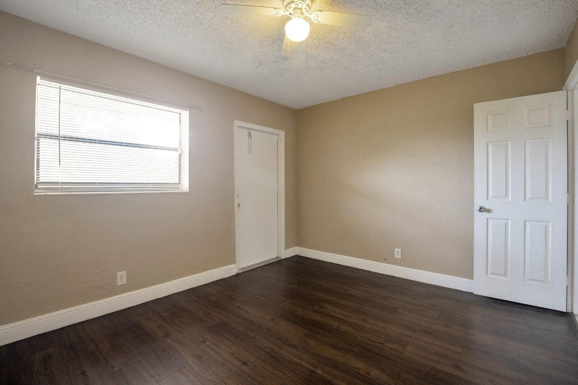 El Sol At Main Street Con - Residential Lease