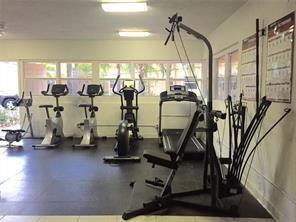 El Sol At Main Street Con - Residential Lease