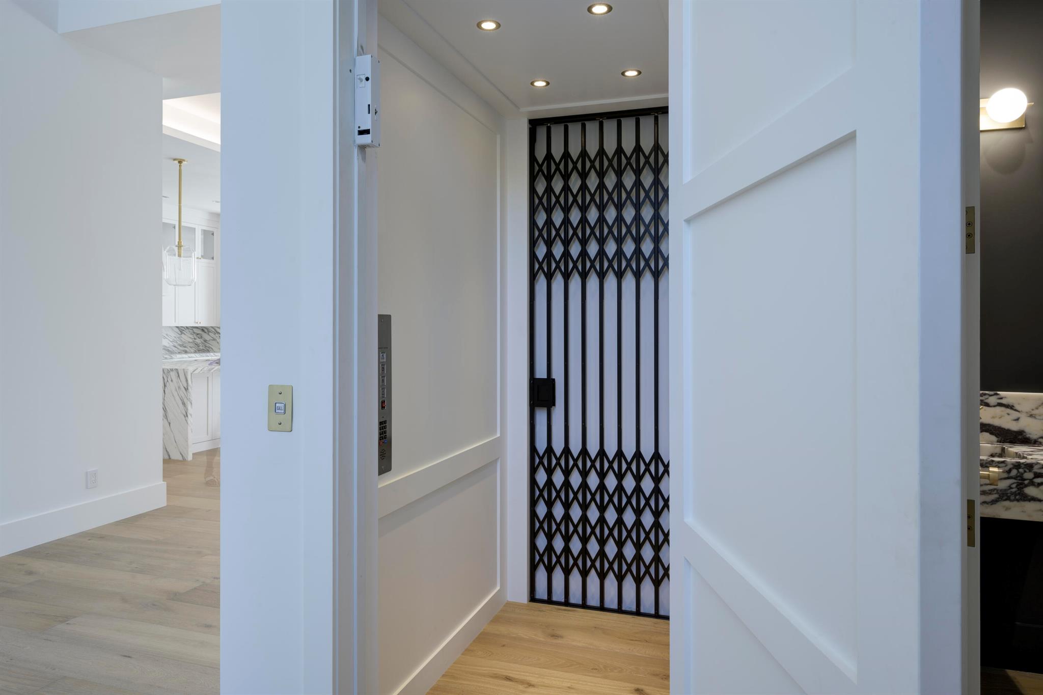 NORTH PALM BEACH VILLAGE - Residential