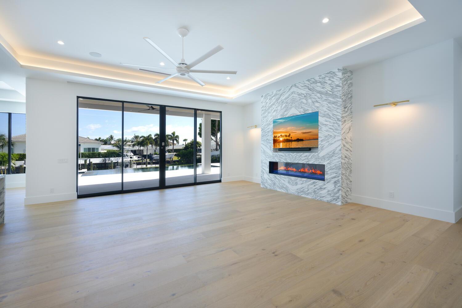 NORTH PALM BEACH VILLAGE - Residential