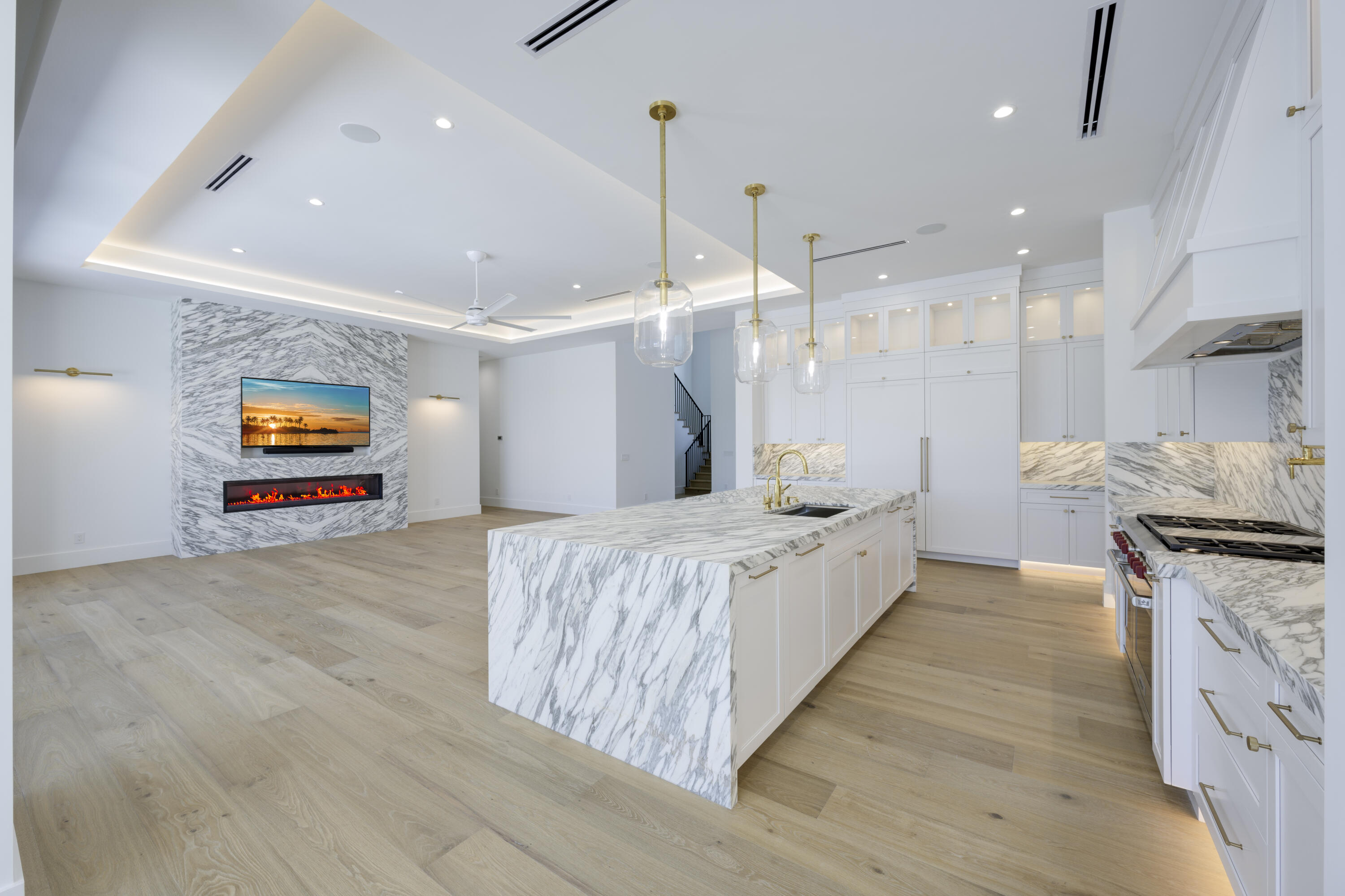 NORTH PALM BEACH VILLAGE OF 2 - Residential