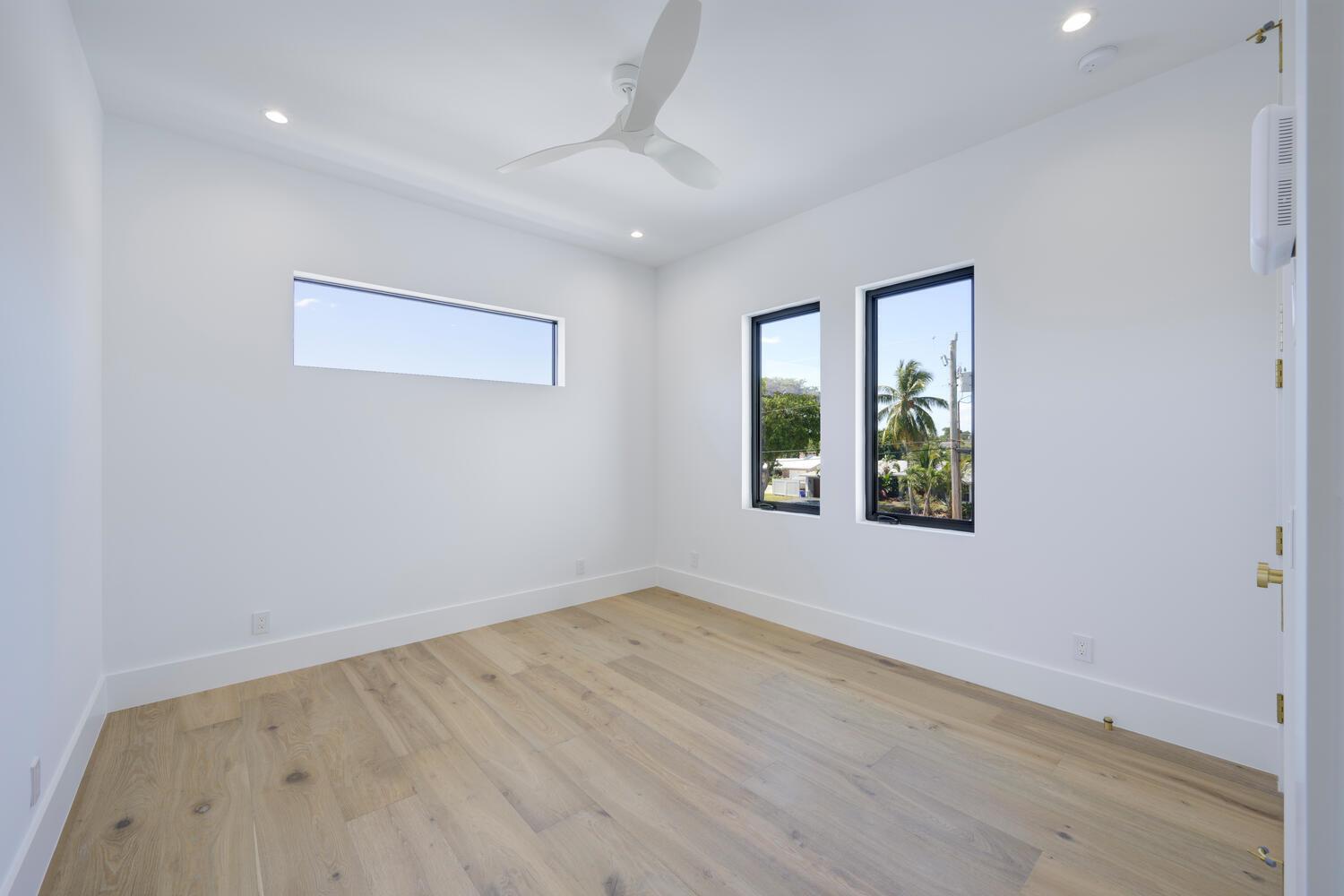 NORTH PALM BEACH VILLAGE - Residential