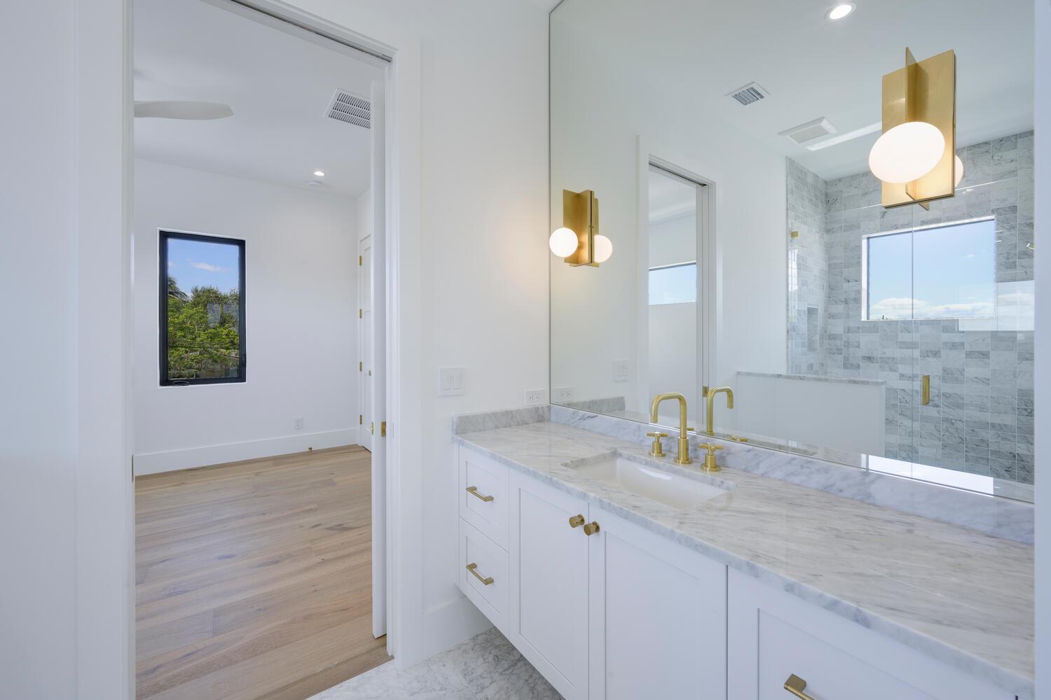 NORTH PALM BEACH VILLAGE - Residential