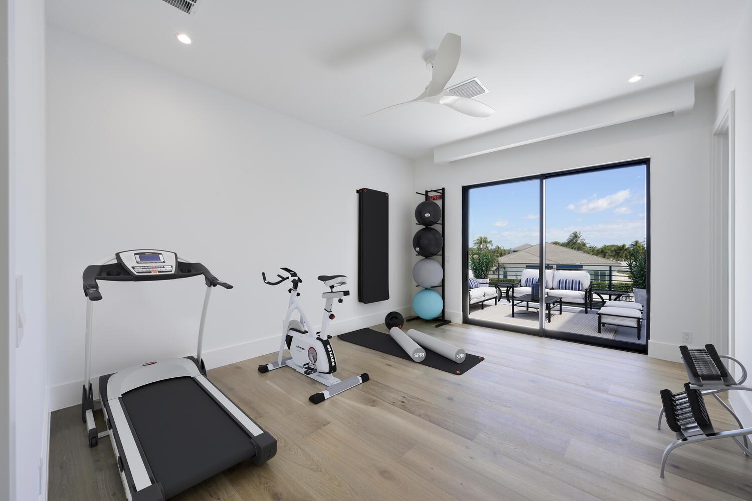 NORTH PALM BEACH VILLAGE - Residential