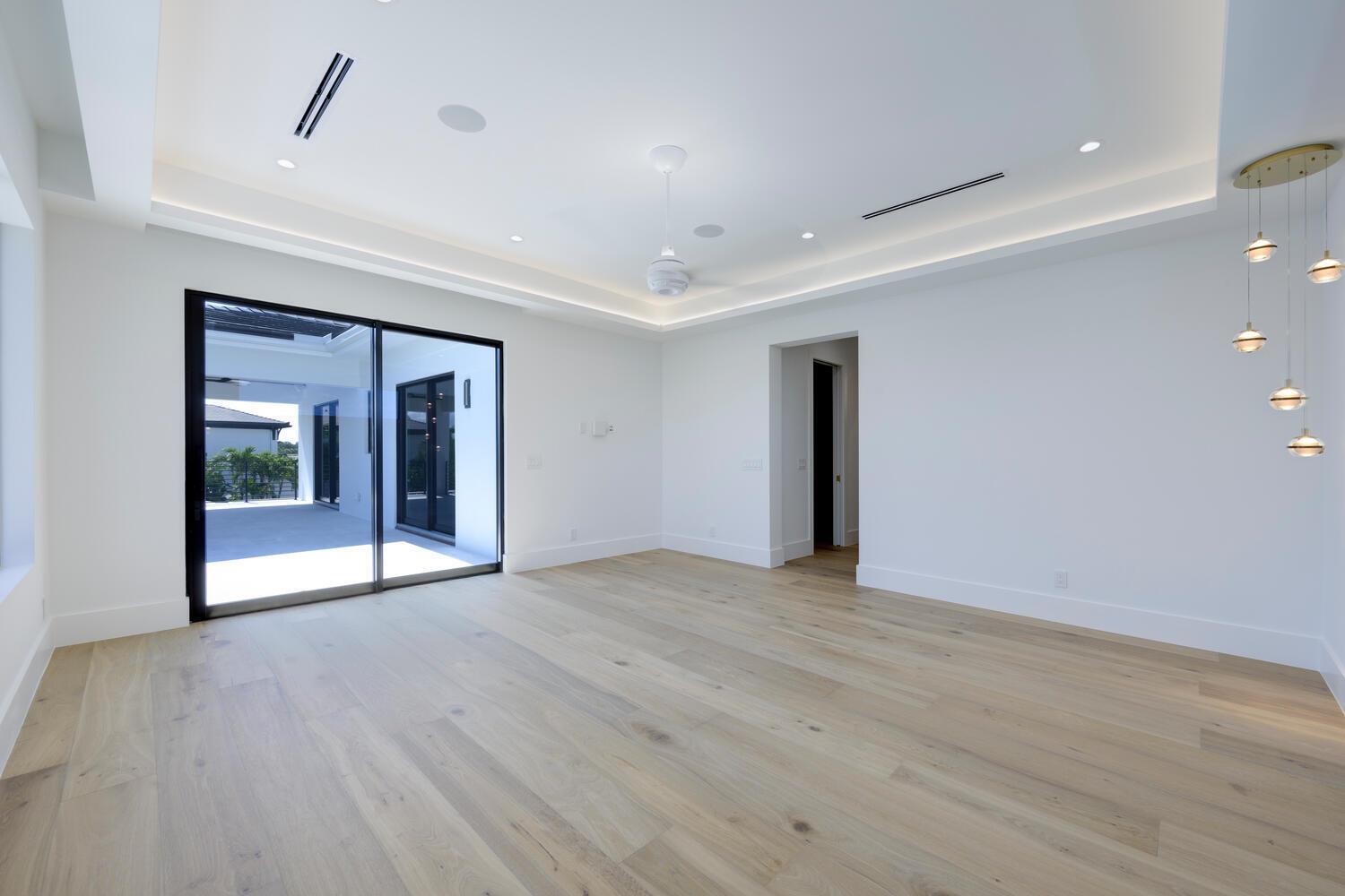 NORTH PALM BEACH VILLAGE - Residential