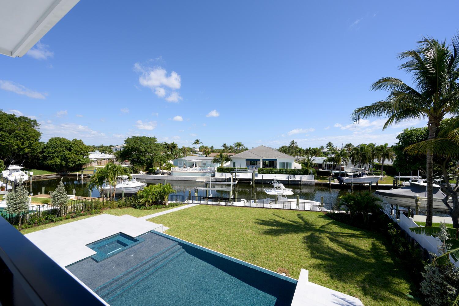 NORTH PALM BEACH VILLAGE - Residential