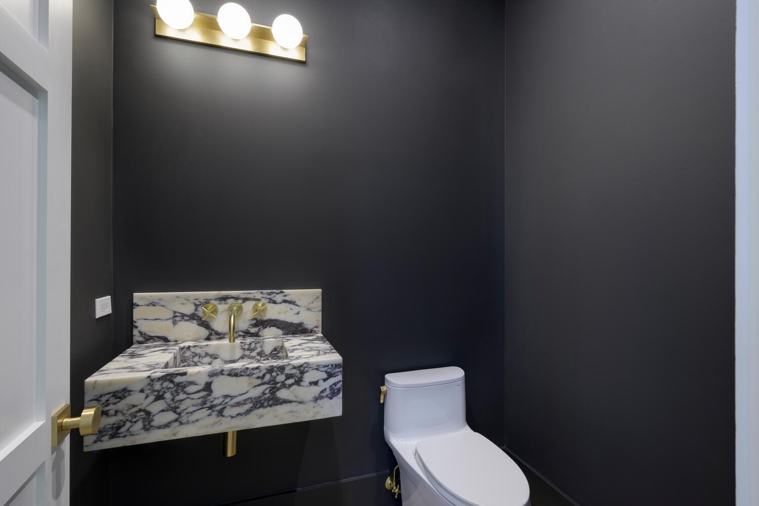 NORTH PALM BEACH VILLAGE - Residential