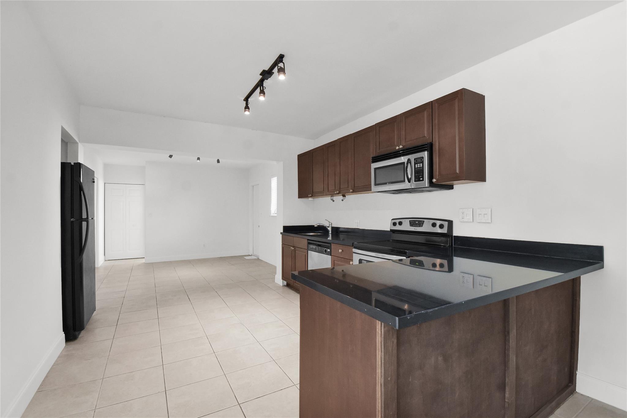 Hollywood South Side Add - Residential Income