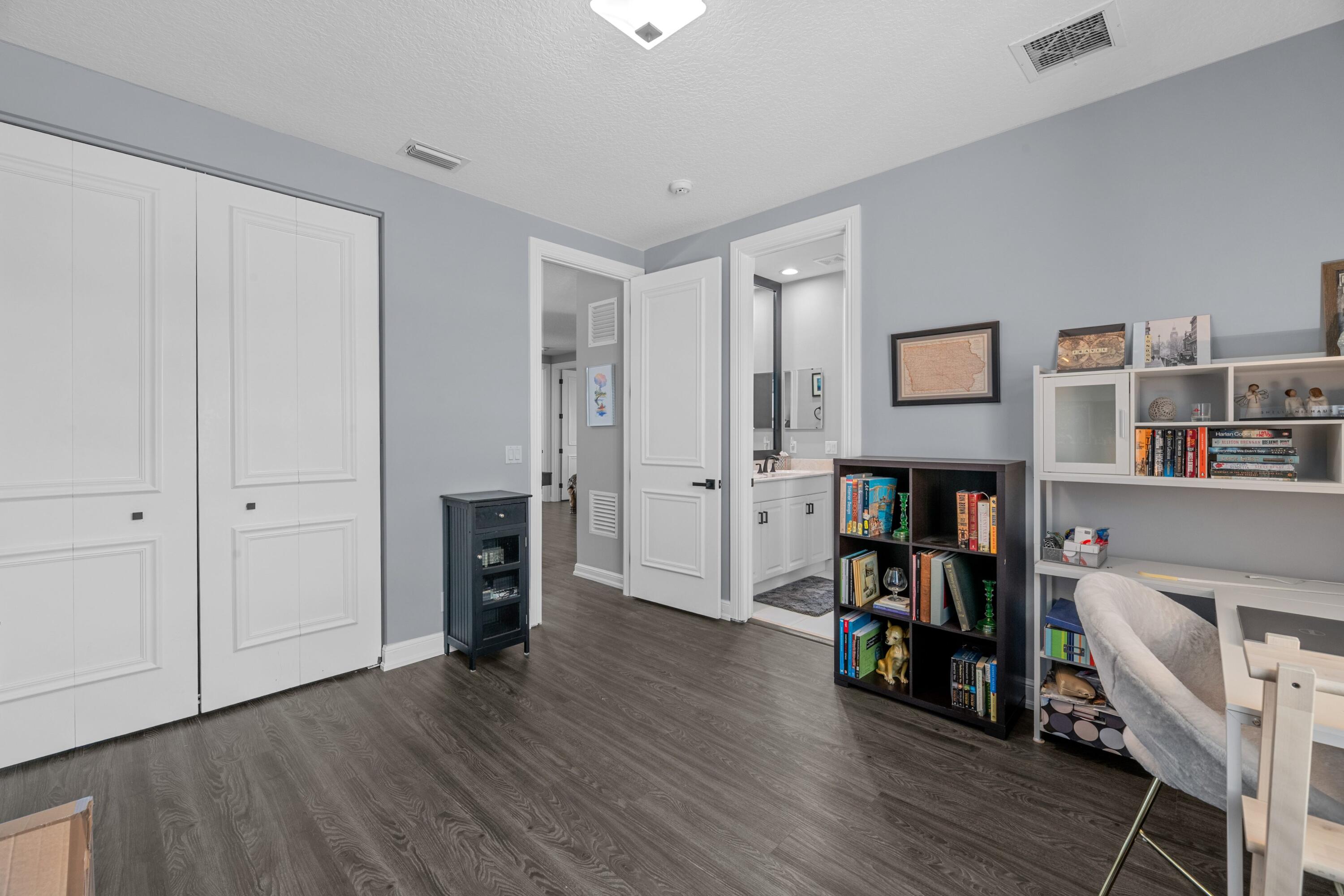 ISLES AT WELLINGTON 4 - Residential