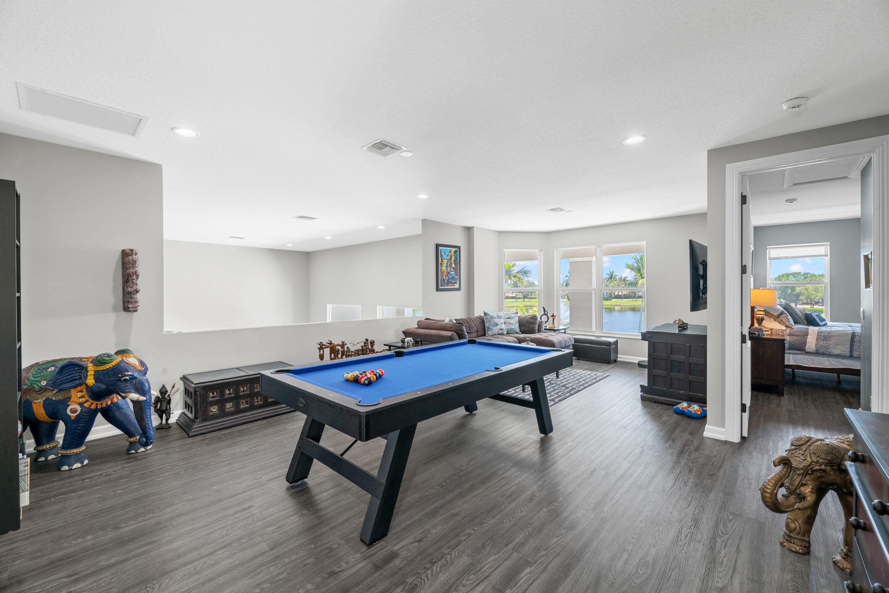 ISLES AT WELLINGTON 4 - Residential