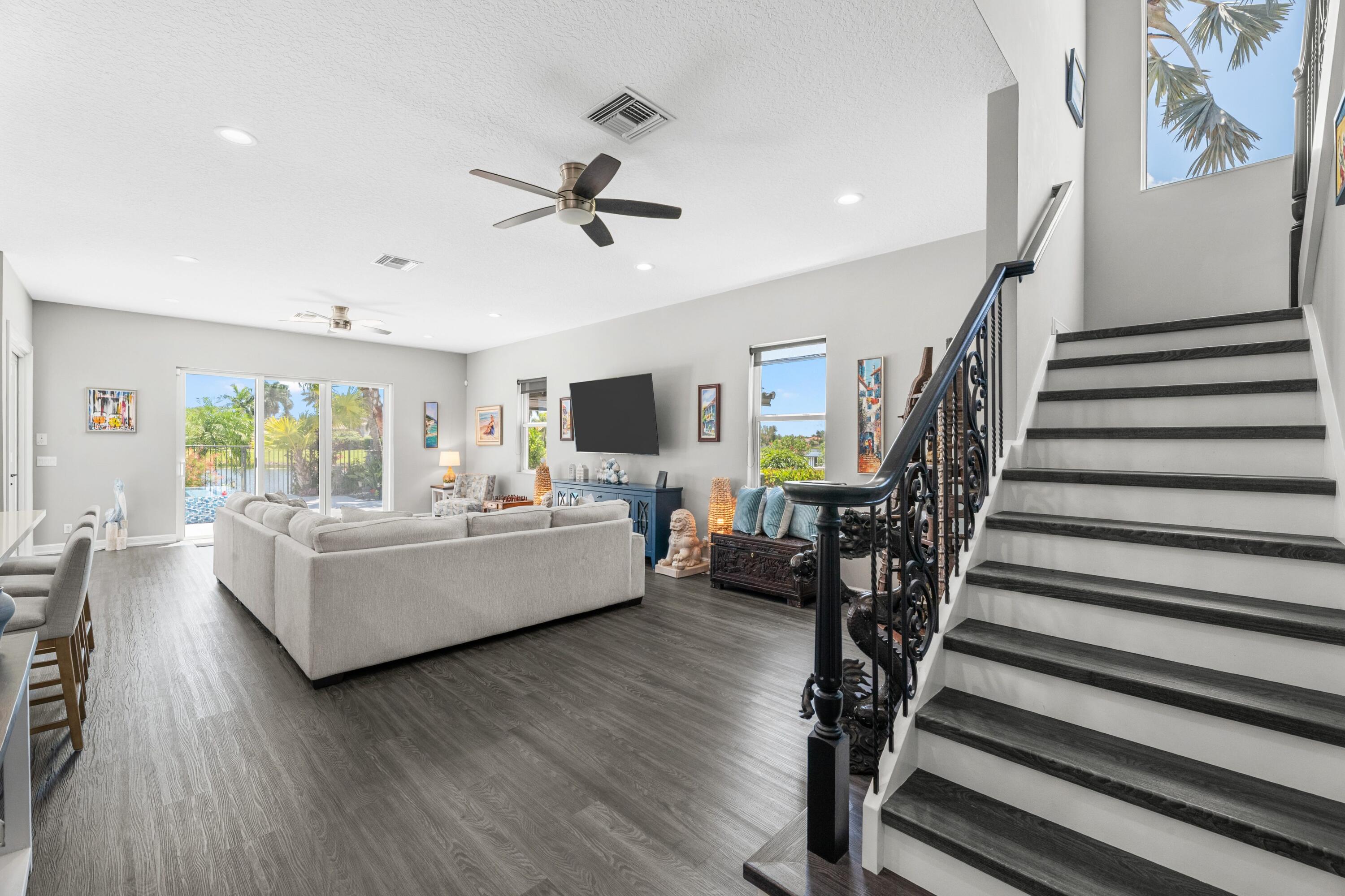 ISLES AT WELLINGTON 4 - Residential