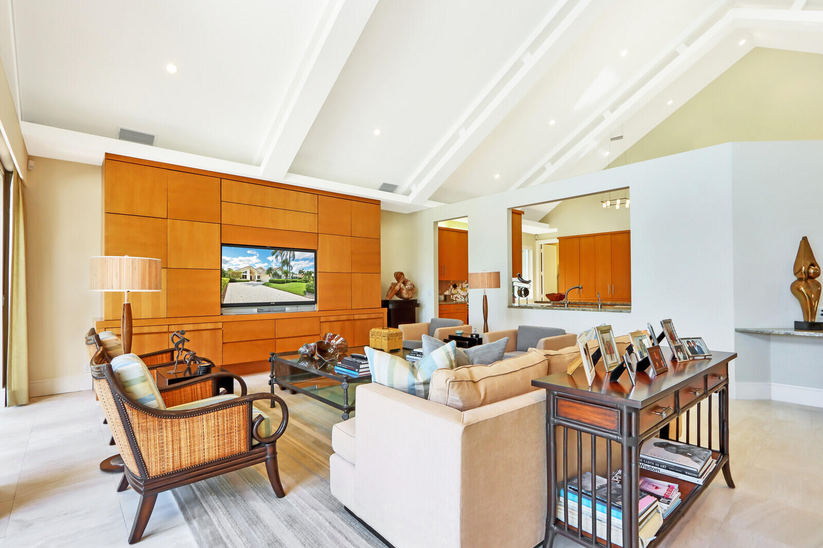 FRENCHMANS CREEK - Residential