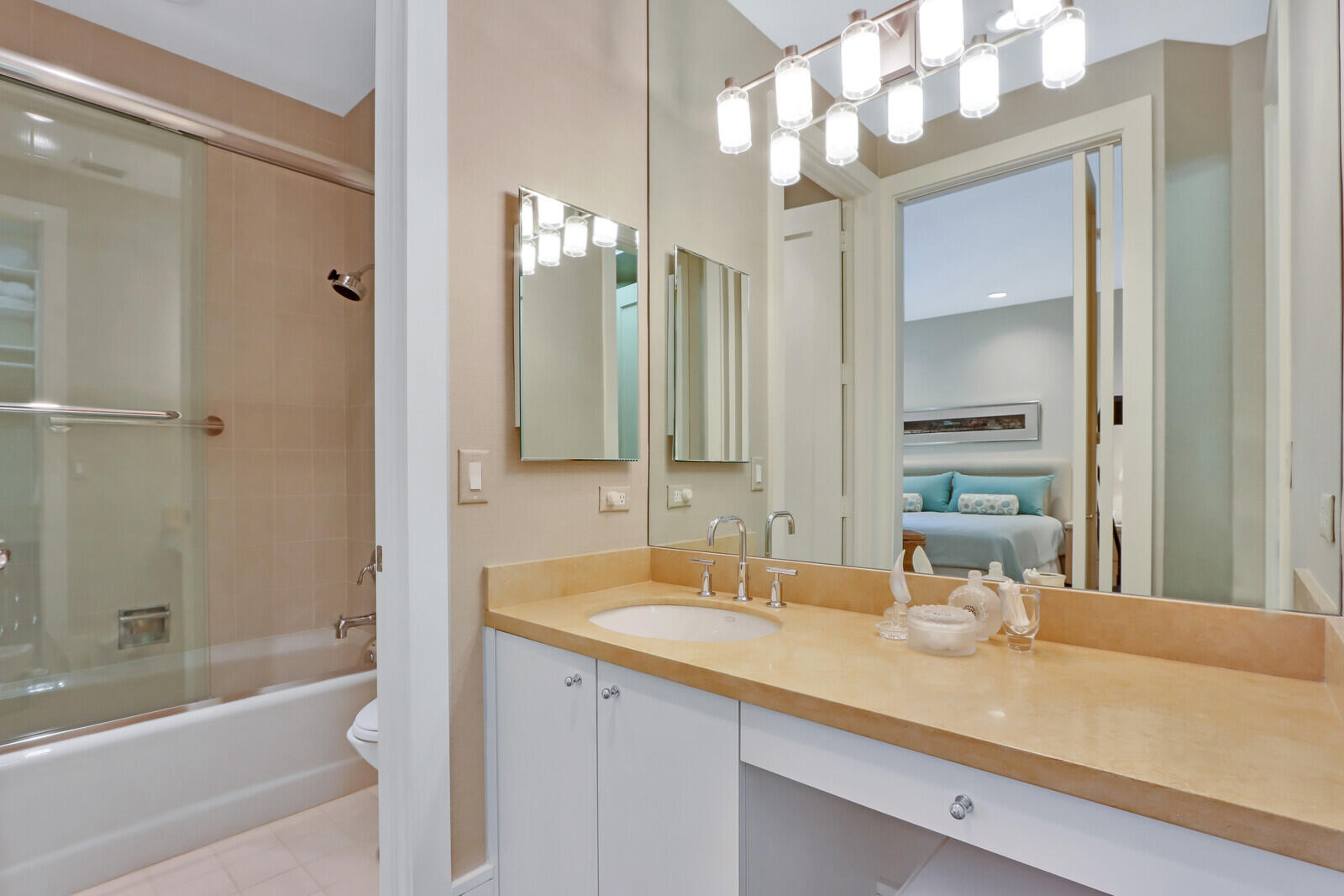 FRENCHMANS CREEK - Residential