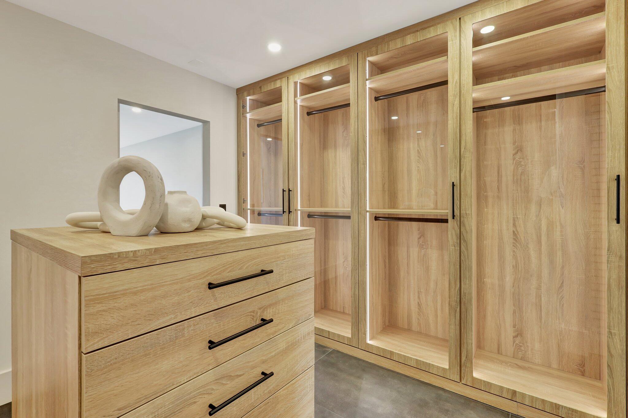 PEBBLEWOOD PH 4 OF PALM BEACH POLO AND COUNTRY CLU - Residential